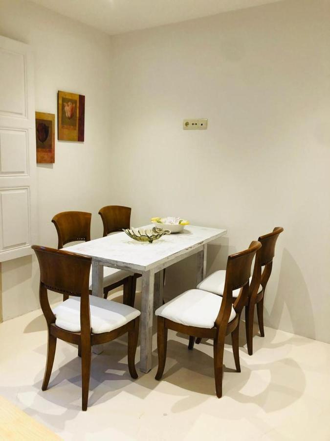 Apartamentos Comillas 1 Buitenkant foto